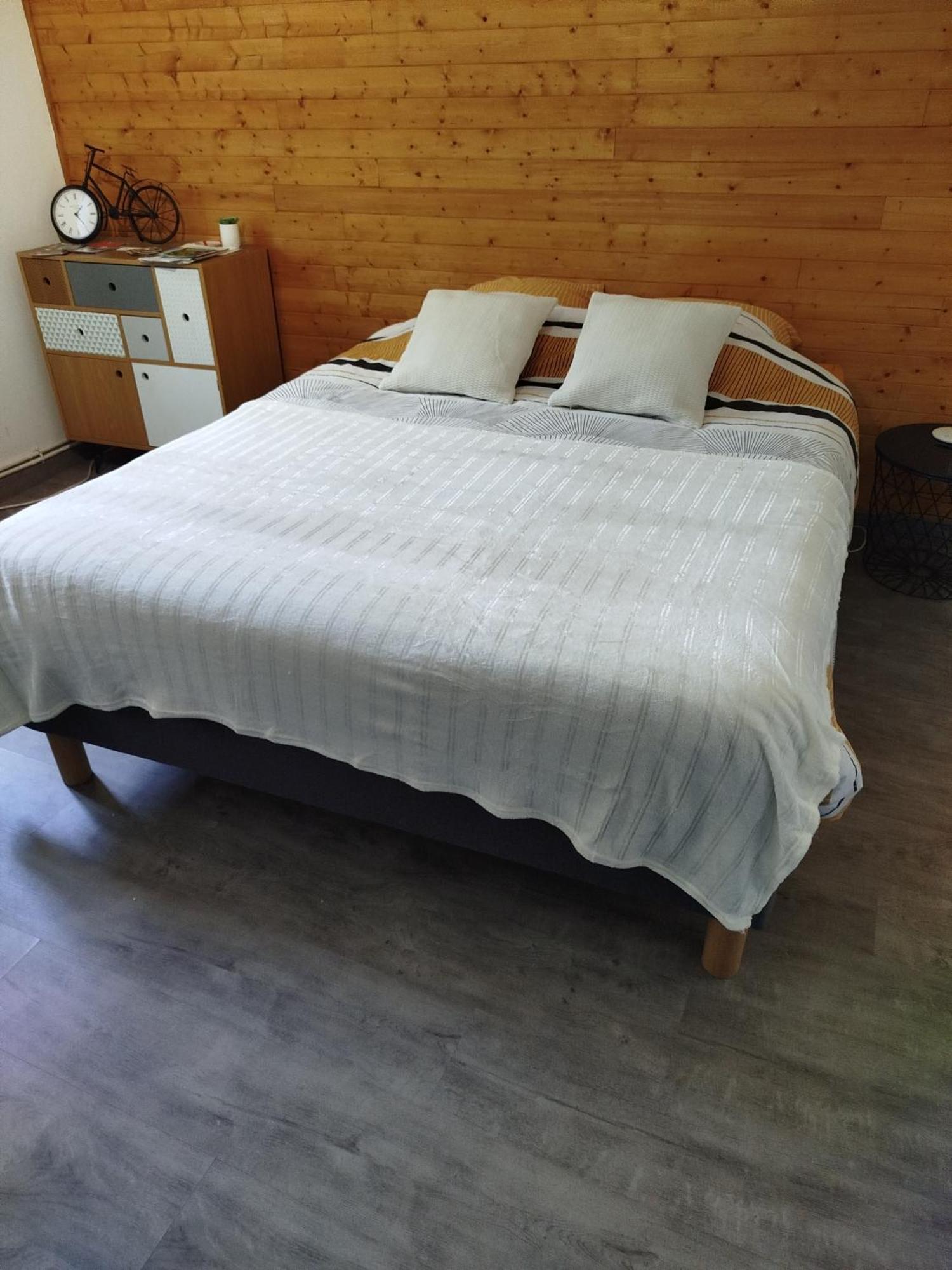 Le Cheval Blanc Hotel Carrouges Екстериор снимка